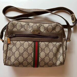 Vintage GUCCI GG Supreme Ophidia Shoulder Crossbody Bag Brown In Good Condition